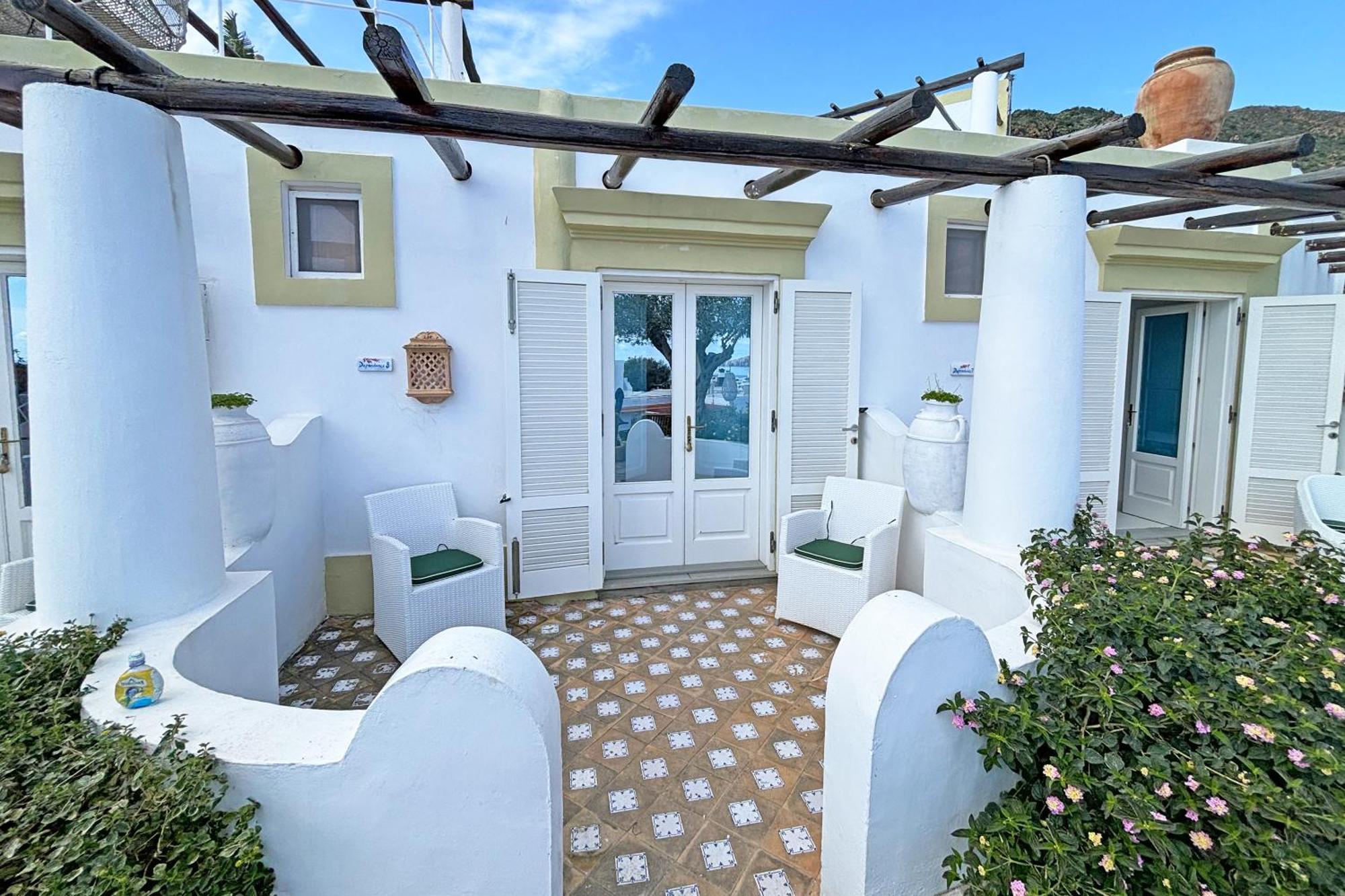 Dependance La Caletta Hotel Panarea Exterior photo